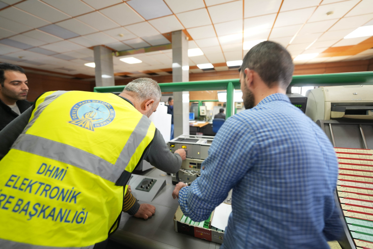 Şam Havalimanı’nda hava-yer telsiz sistemlerinin kurulumu tamamlandı